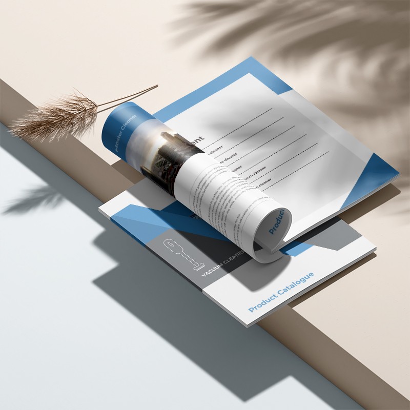 在畫冊設計印刷過程中,如何規劃金屬箔的應用位置和面積,以確保既突出亮點又不影響整體閱讀的流暢性?